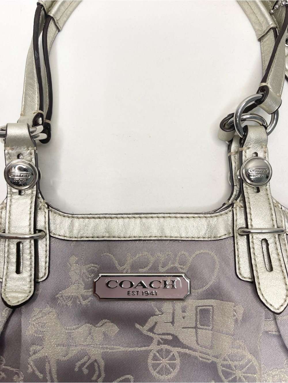 Coach Ashley Signature Horse & Carriage
Shoulder Bag A1163-F16881 EUC - Picture 12 of 17